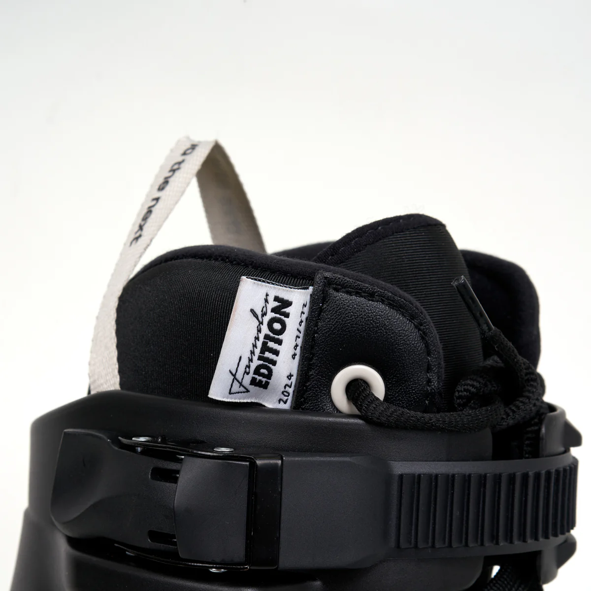 Echo Skates 3-Wheel Freeskates - Black ('Founders Edition') - Image 4