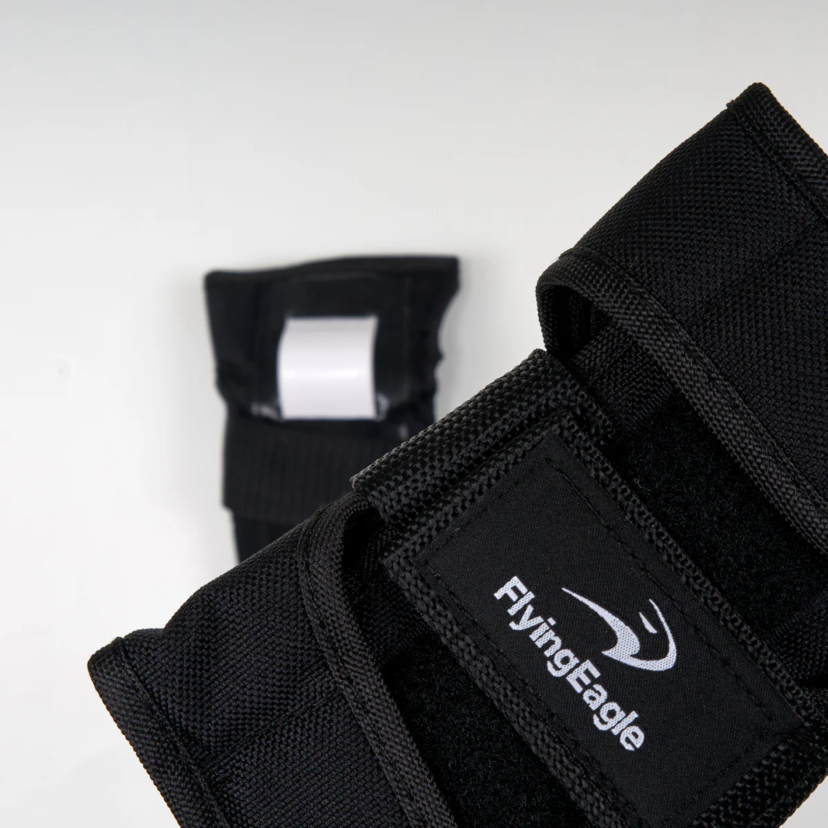 Flying Eagle CORE Wristguards - Image 3