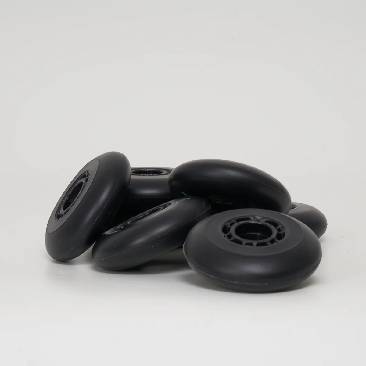 Flying Eagle Crocanti 80mm Wheels (8-set) - Black - Image 3