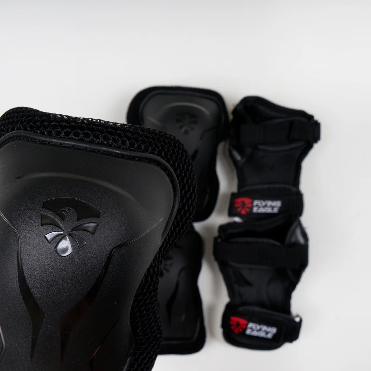 Flying Eagle "Protector" Set - Knee, Elbow & Wrist Pads For Kids - Image 3