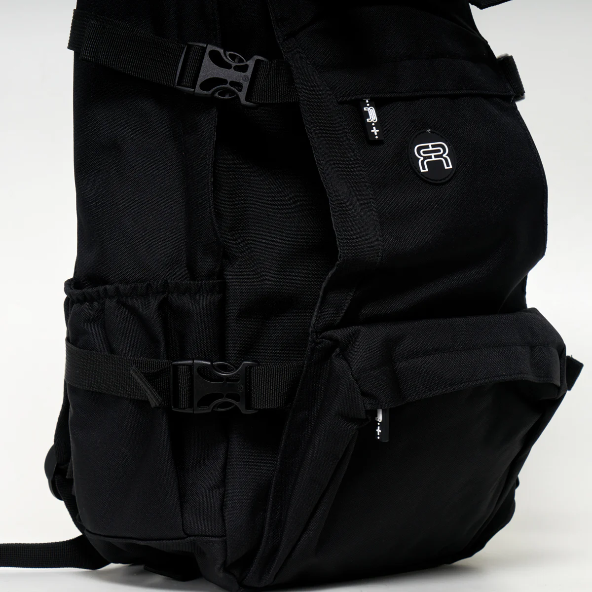 FR Backpack Slim 18L - Black - Image 3