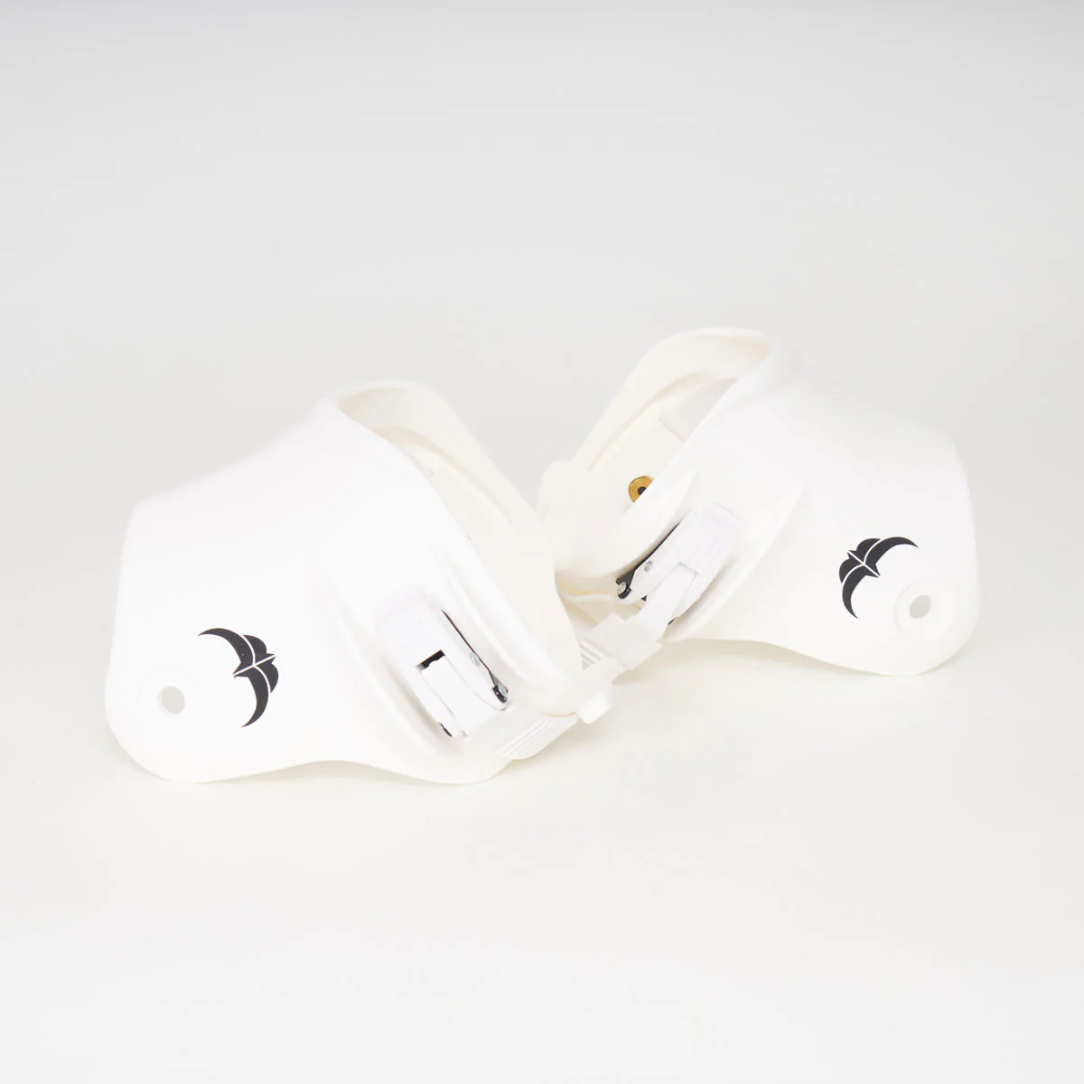 Razors V-Cut Cuffs - White with white buckle