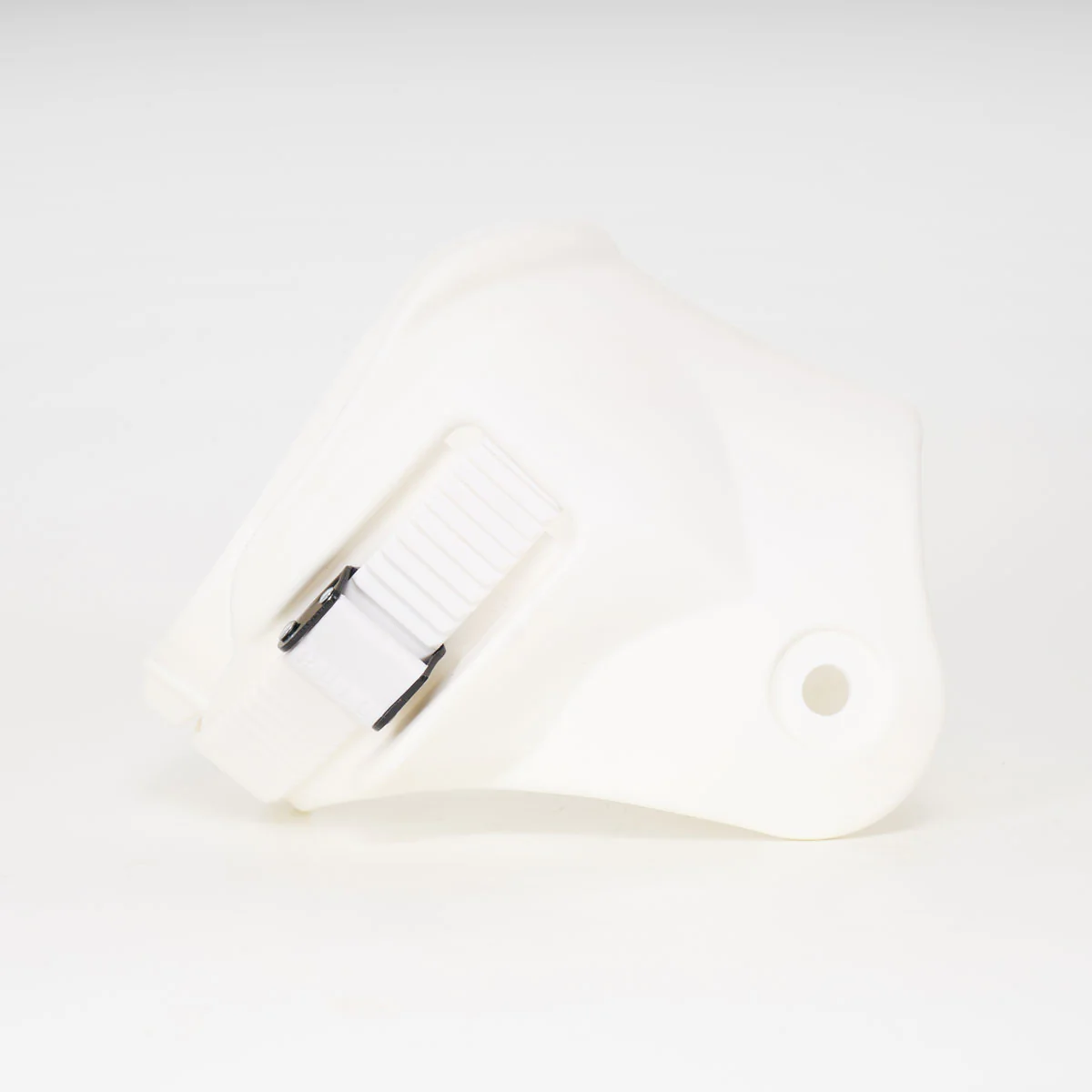 Razors V-Cut Cuffs - White with white buckle - Image 4