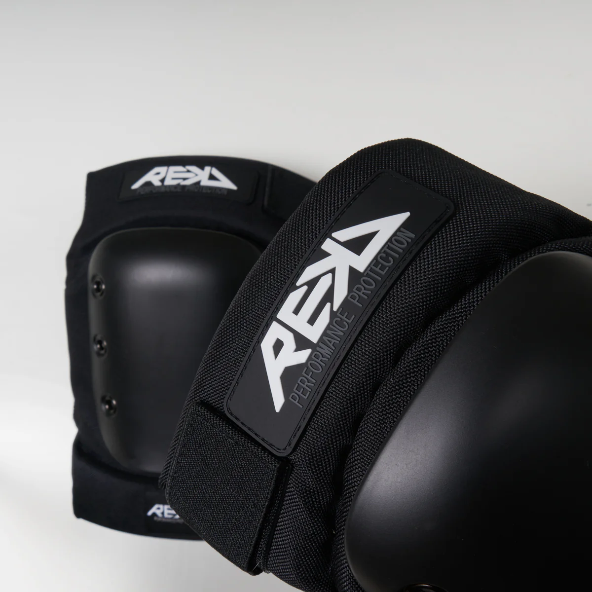 REKD Ramp Pro Knee Pads - Image 3