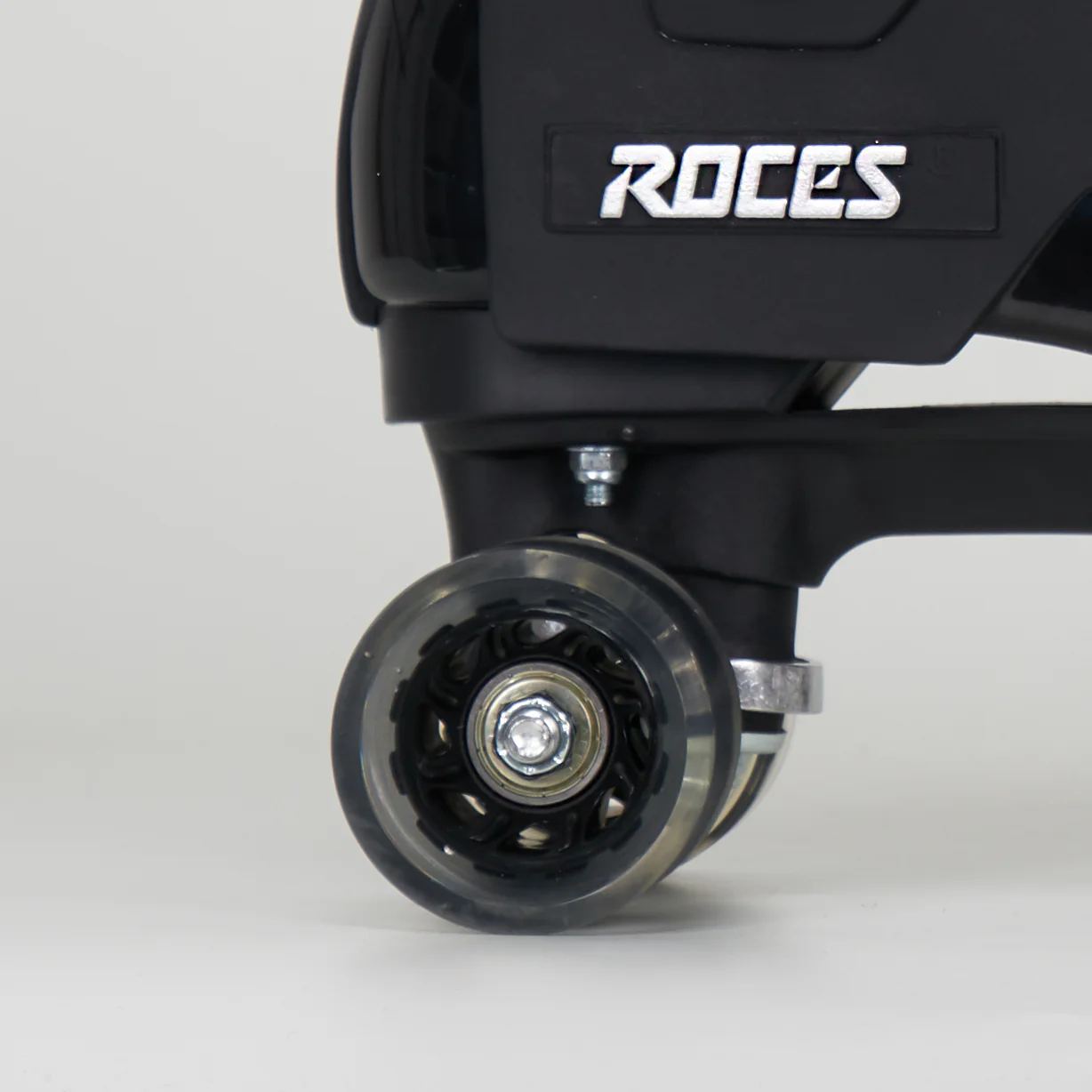 Roces Pro 80 Black Quad Skates - Image 3