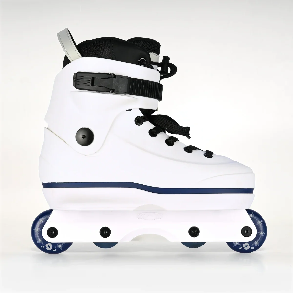 Standard Omni V3 - White Skates