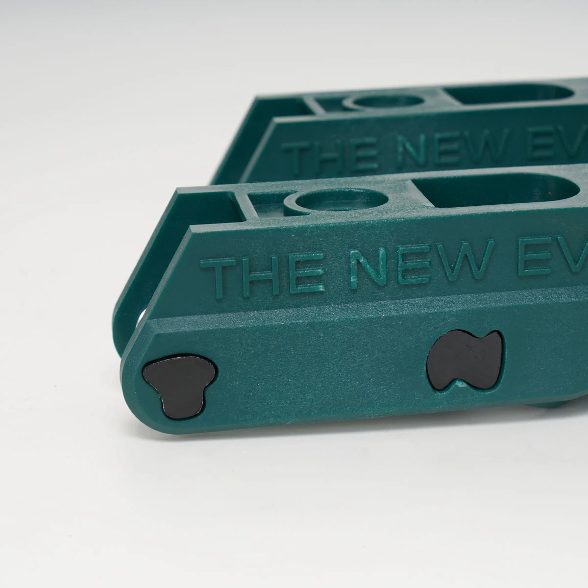 The New Everything Company Frames - Green (Michael Kraft) - Image 3