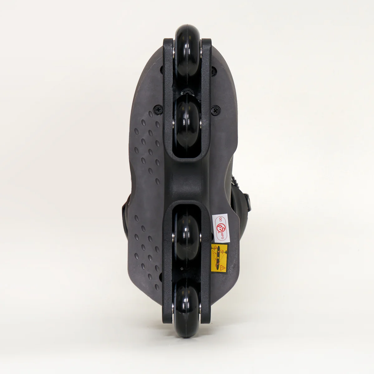 USD Sway Chess Skates - Black - Image 3